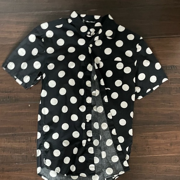mirrors size small polka dot button down t shirt - Picture 1 of 2